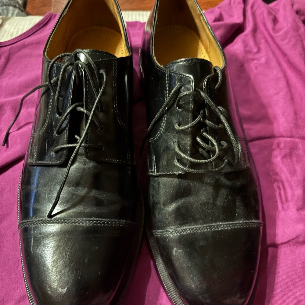 Elegant Black Leather Men's Cole Haan Shoes